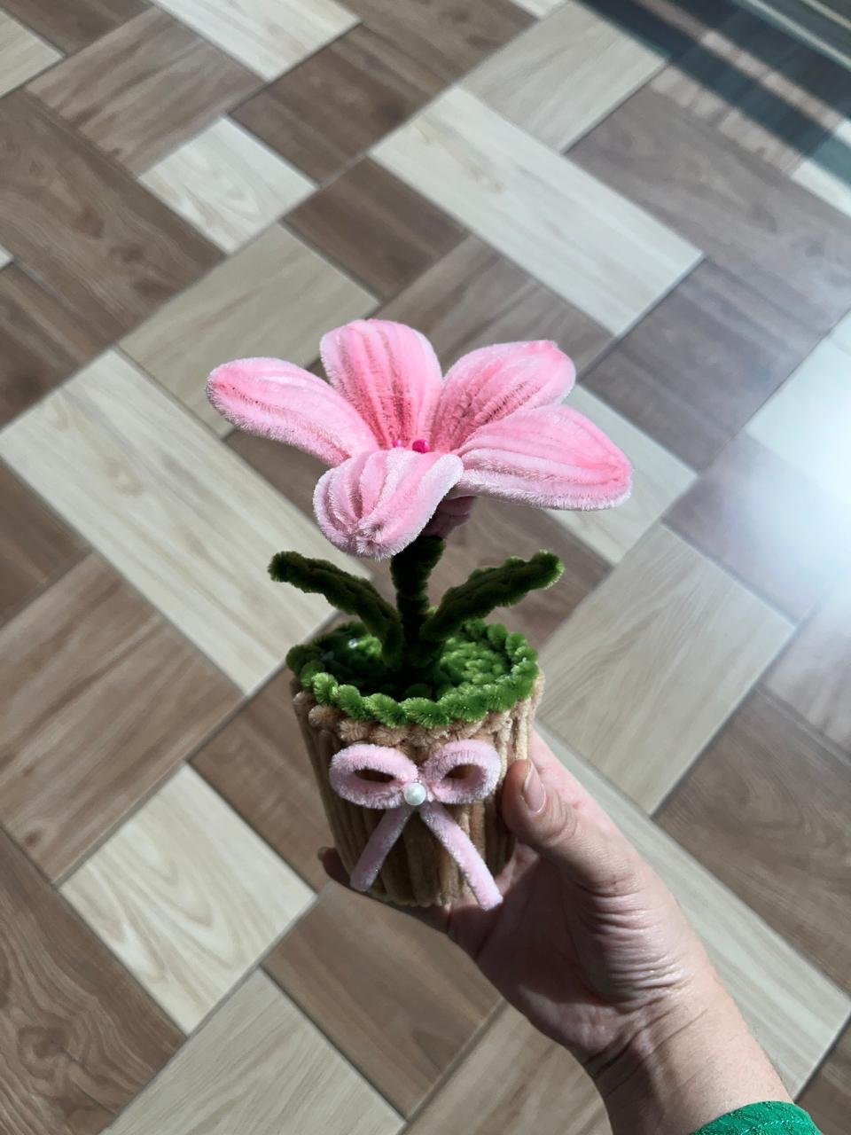 Lilly Pot