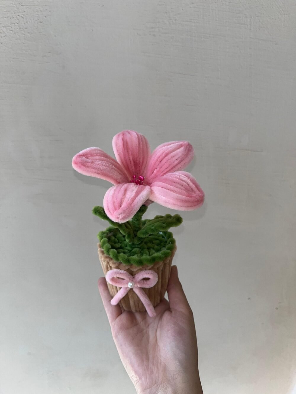 Lilly Pot