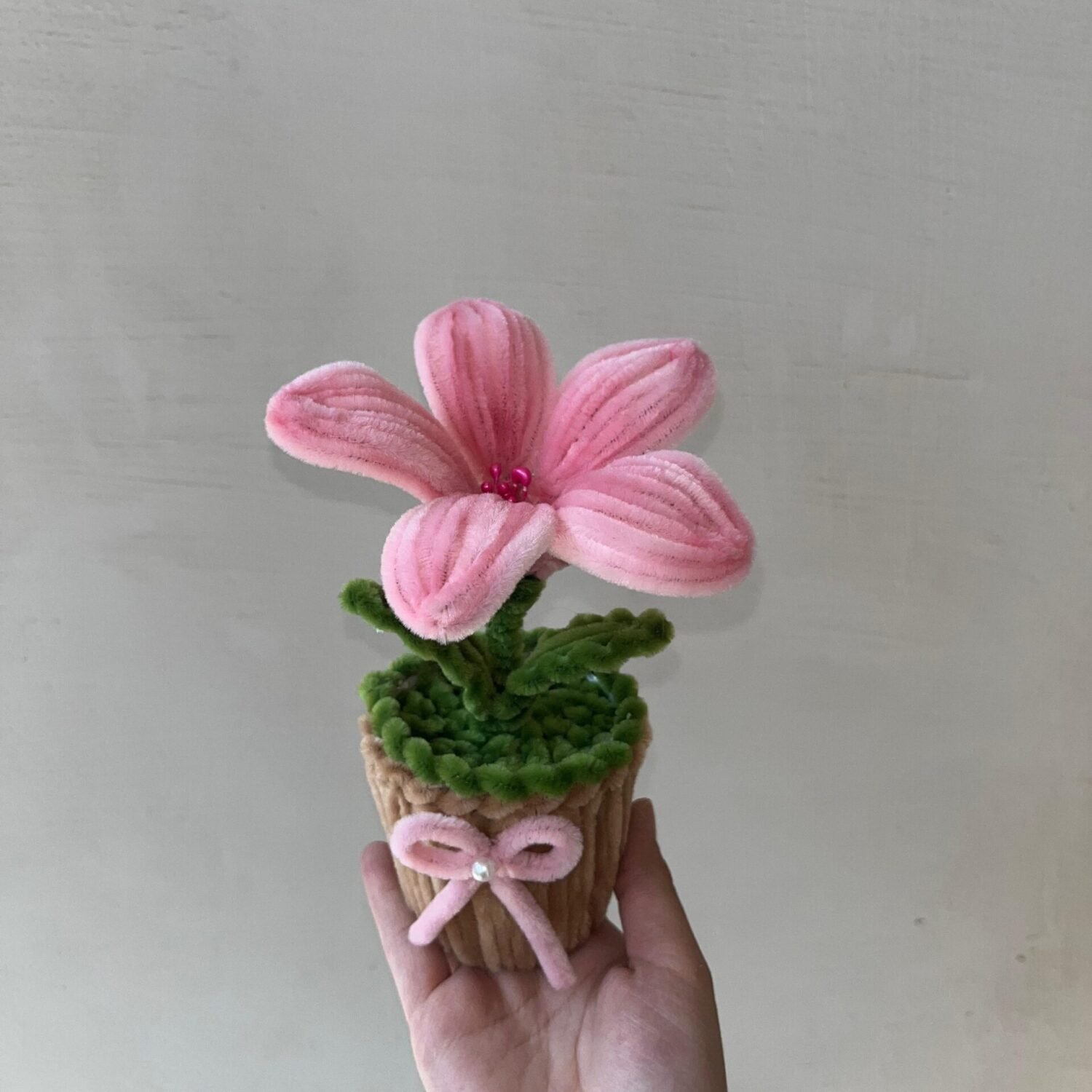 Lilly Pot