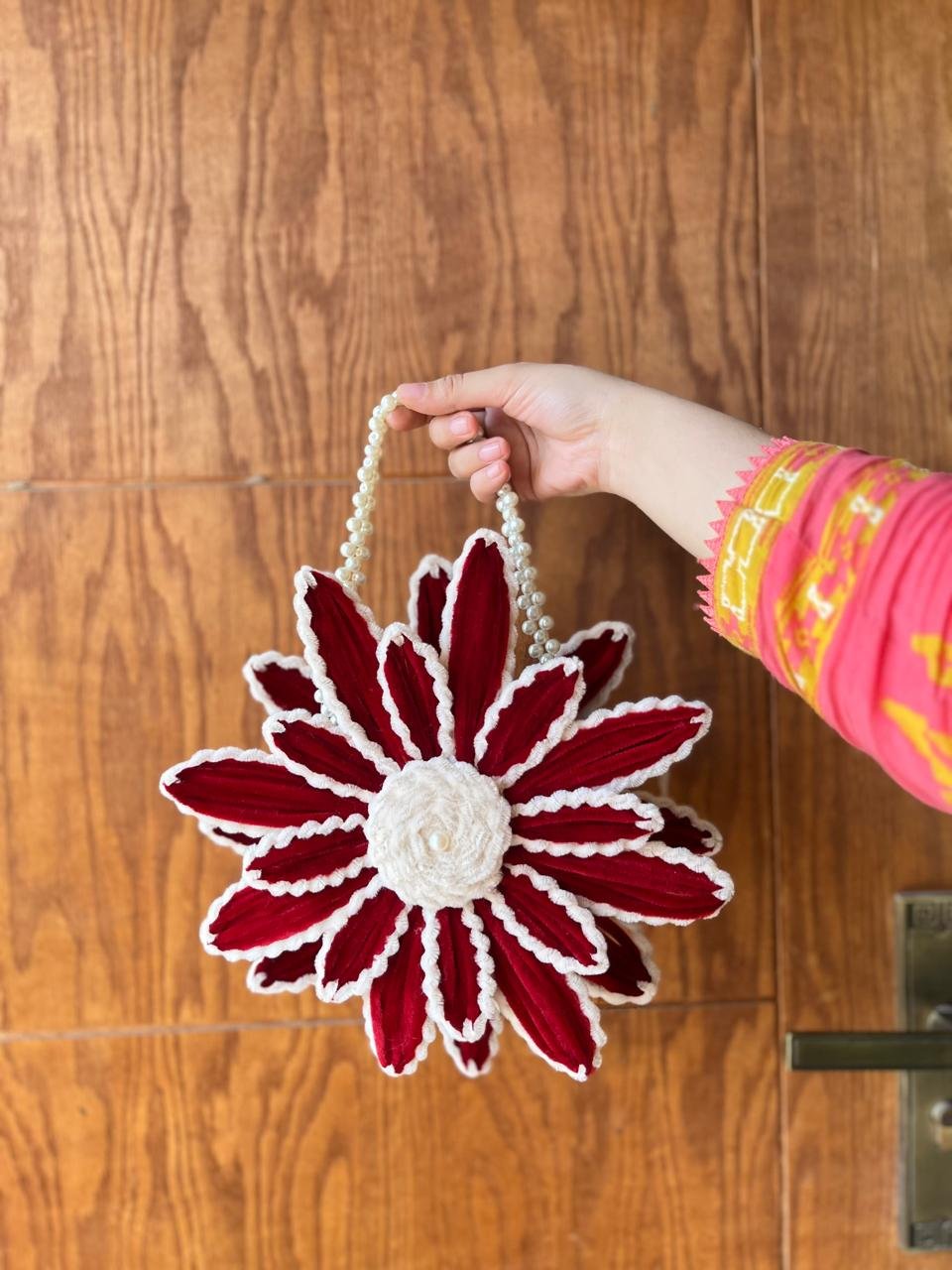Lilly Looms